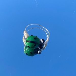 super cute green ladybug silver wire ring!!